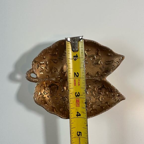 3/$20 Weeping Bright Vintage 22K Gold Hand Decorated Leaf Trinket Jewelry Dish - Picture 9 of 9